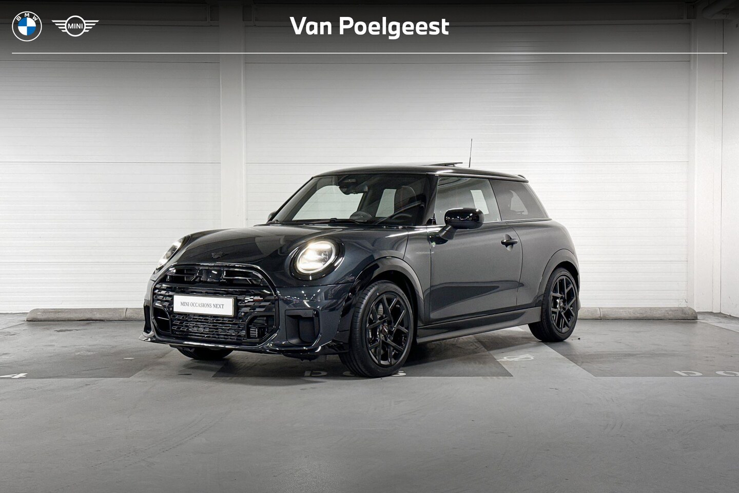 MINI Cooper - C | John Cooper Works Trim | Pakket M | "17 JCW Sprint Spoke | Selections - AutoWereld.nl