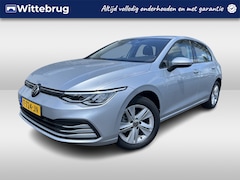 Volkswagen Golf - 1.5 eTSI Life Business 130 pk DSG automaat Navigatie / Ergo Active stoel met memory / LM V