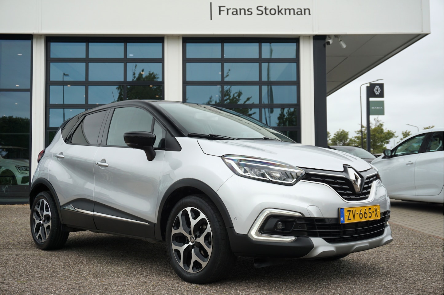 Renault Captur - 1.3 TCE 150 EDC Intens - AutoWereld.nl