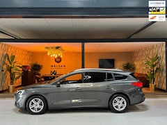Ford Focus - 1.0 EcoBoost Hybrid Titanium X Business Garantie Camera StuurVW StoelVW Adoptieve Cruise L