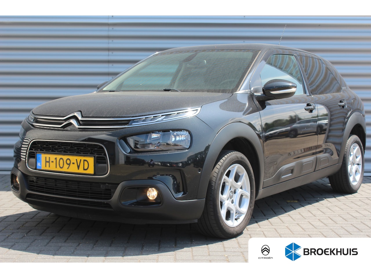 Citroën C4 Cactus - Citroën 1.2 PURETECH 110PK FEEL / NAVI / CLIMA / FULL-LED / PDC / 16" LMV / 1E EIGENAAR / - AutoWereld.nl