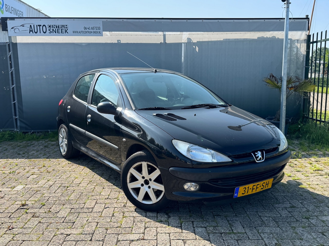Peugeot 206 - 1.4 XR 1.4 XR - NIEUWE APK - AutoWereld.nl