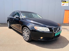 Volvo S80 - 2.4 D5 Summum