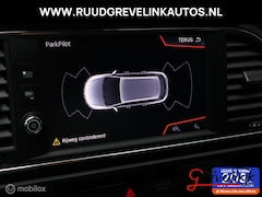 Seat Leon ST - TSI 110 PK H6 FR Style Intense Navigatie Clima DonkerGlas Zwarte Hemel Parkeersensoren