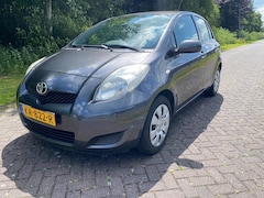 Toyota Yaris - 1.0 VVTi Acces