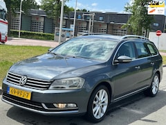 Volkswagen Passat Variant - 1.4 TSI Highline BlueMotion | Lees Tekst