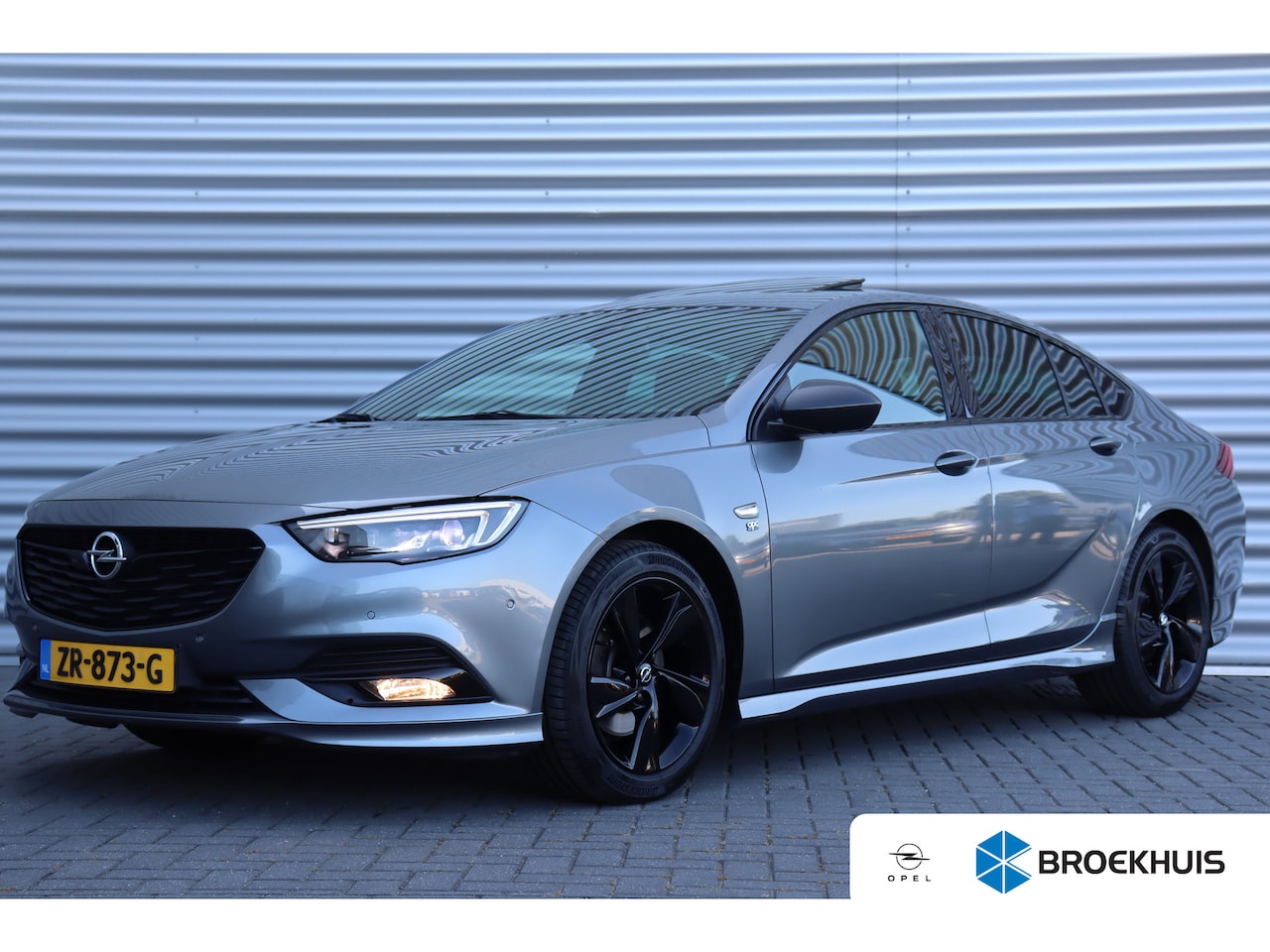 Opel Insignia Grand Sport - 1.6 TURBO 200PK EXCLUSIVE OPC-LINE AUTOMAAT / NAVI / LEDER / CLIMA / LED / AGR / PDC / 18" - AutoWereld.nl