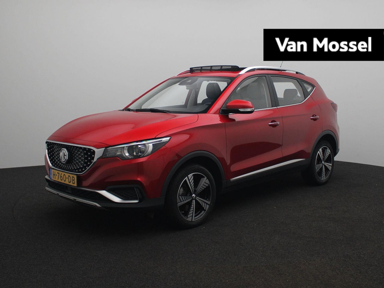 MG ZS - Luxury 45 kWh | Leder | Navi | Panoramadak | Camera | Apple CarPlay | Adaptive Cruise Cont - AutoWereld.nl