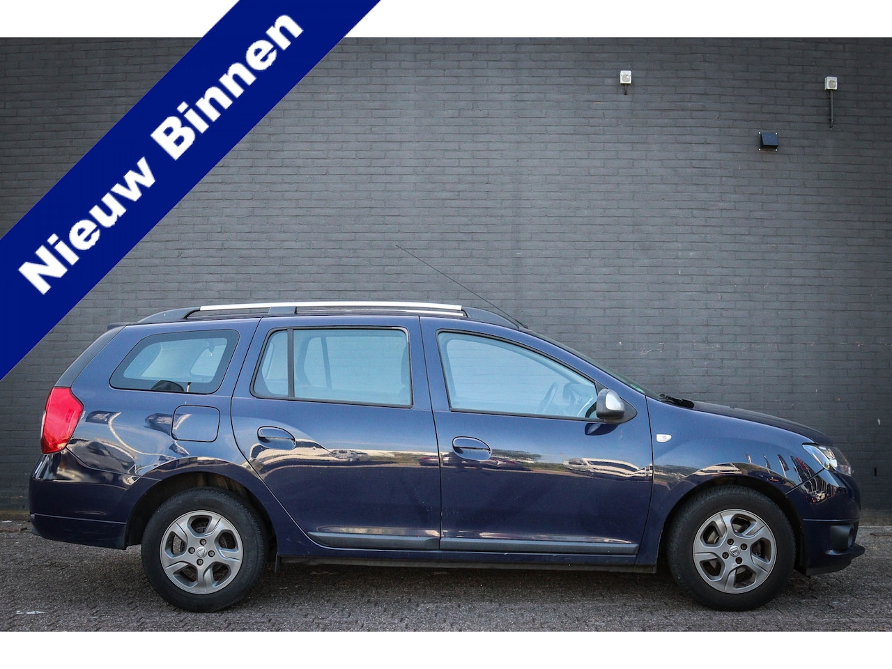 Dacia Logan MCV - 0.9 TCe 10th Anniversary Nieuw binnen; wordt nog showroomklaar gemaakt - AutoWereld.nl