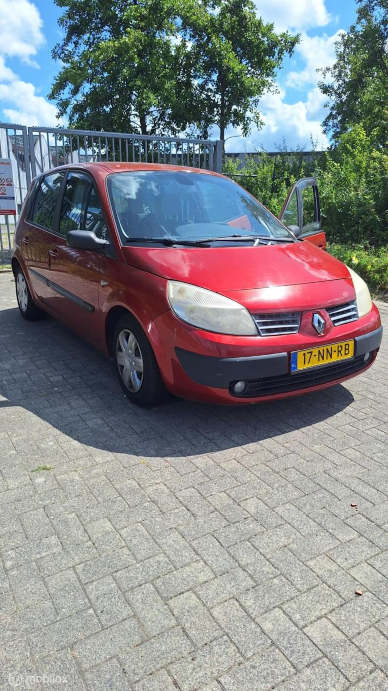 Renault Scénic - 1.6-16V Dynamique Comfort 1.6-16V Dynamique Comfort - AutoWereld.nl