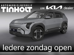 Kia EV3 - Plus Advanced 58.3 kWh - Direct uit voorraad leverbaar - Shale Grey