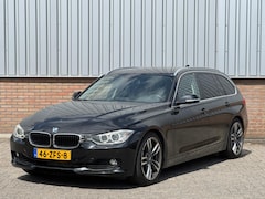 BMW 3-serie Touring - 328i High Executive Lees Tekst