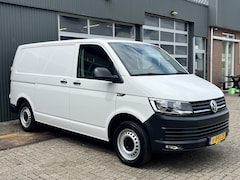 Volkswagen Transporter - 2.0 TDI L1H1 Kastinrichting Airco Cruise control Trekhaak 2500kg Telefoonvoorbereiding Nav