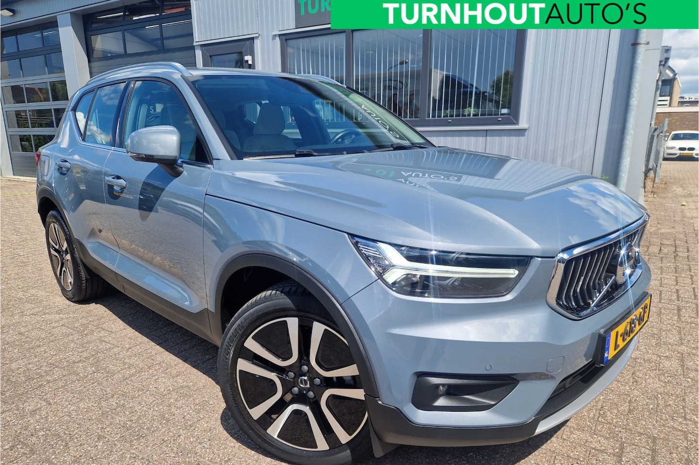 Volvo XC40 - 2.0 B4 Inscription Harman Kardon | Camera - AutoWereld.nl