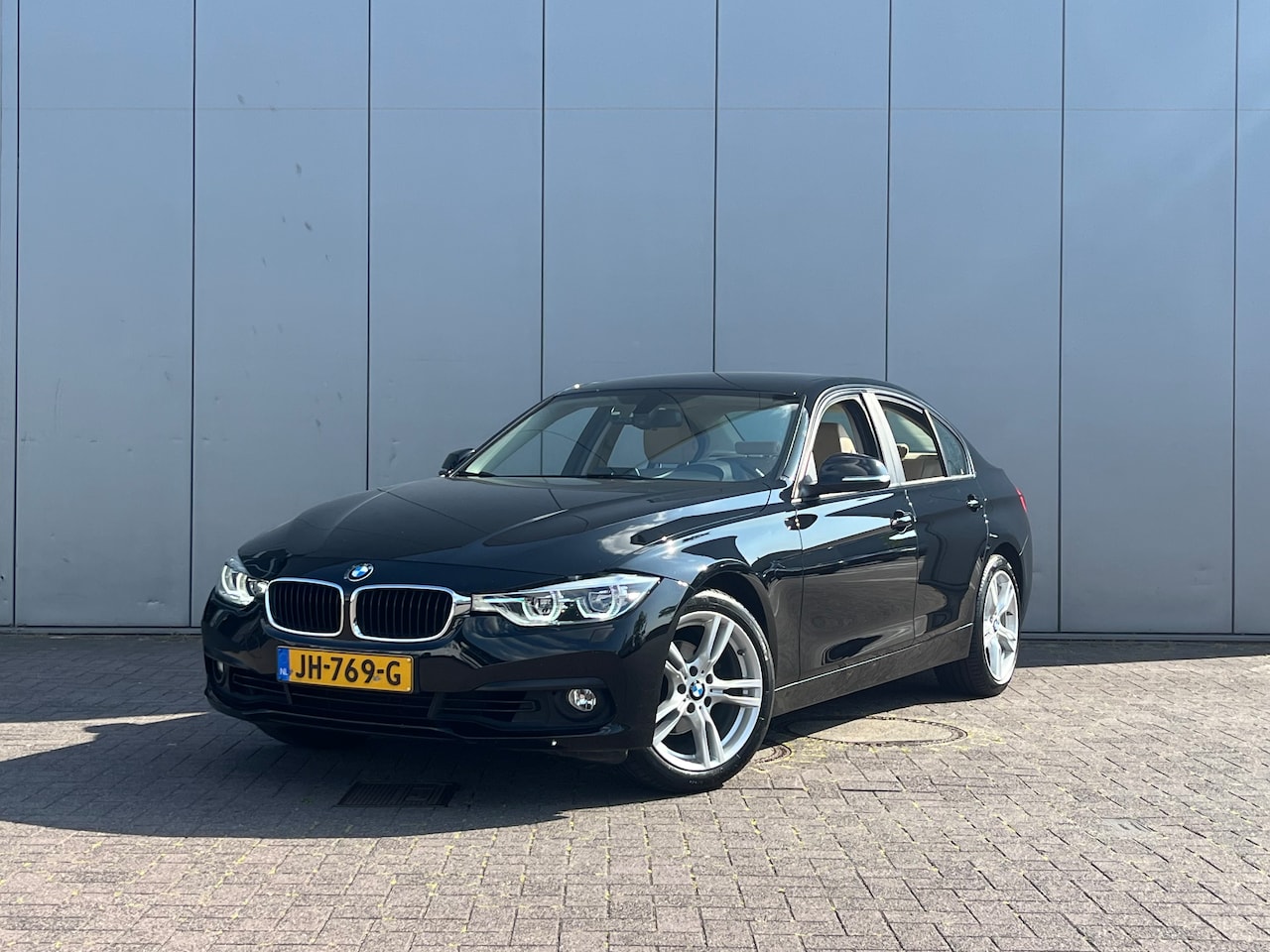 BMW 3-serie - 318i - AutoWereld.nl