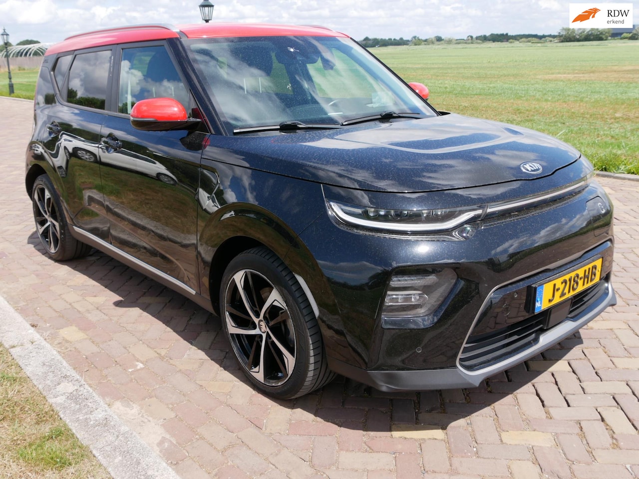 Kia e-Soul - ExecutiveLine 64 kWh ** 12499 NETTO ** LEATHER CLIMA HARMAN KARDON - AutoWereld.nl