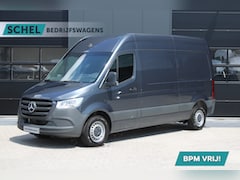 Mercedes-Benz Sprinter - 315CDI L2H2 FWD 150pk - MBUX - Camera - Stoelverwarming - Kluis - Hout inbouw - Carplay