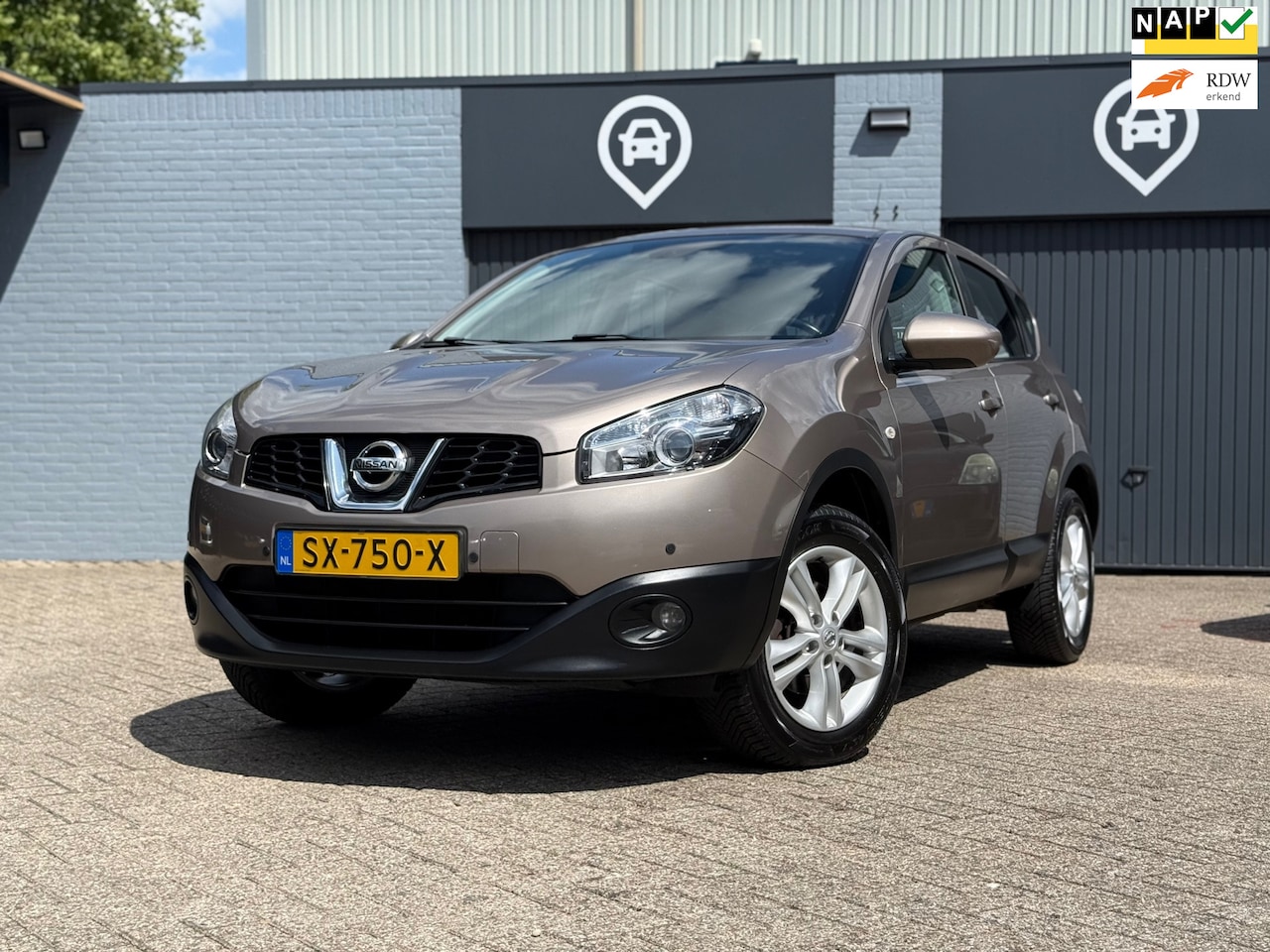Nissan Qashqai - 1.6 Visia | Clima | Cruise | Trekhaak - AutoWereld.nl