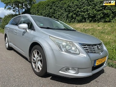 Toyota Avensis Wagon - 1.8 VVTi Business - Clima - Navi - Camera