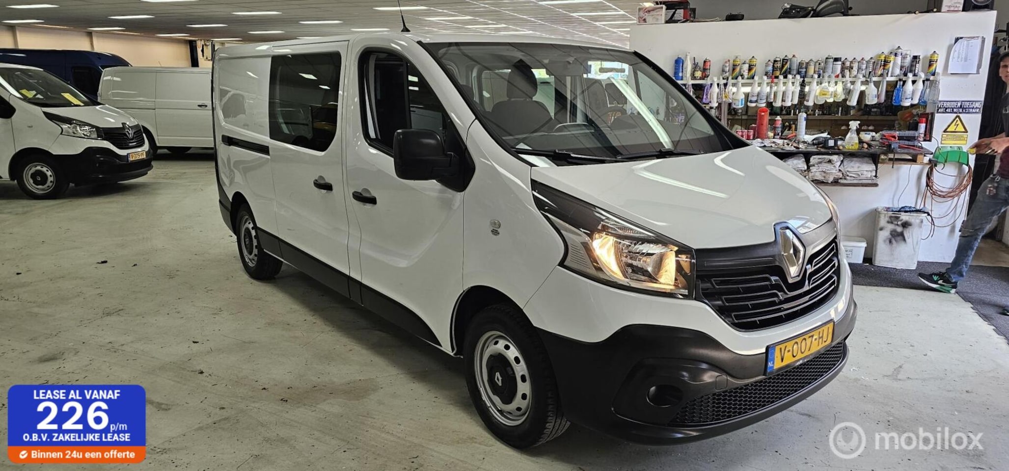 Renault Trafic - bestel 1.6 dCi T29 L2H1 DC Comfort - AutoWereld.nl