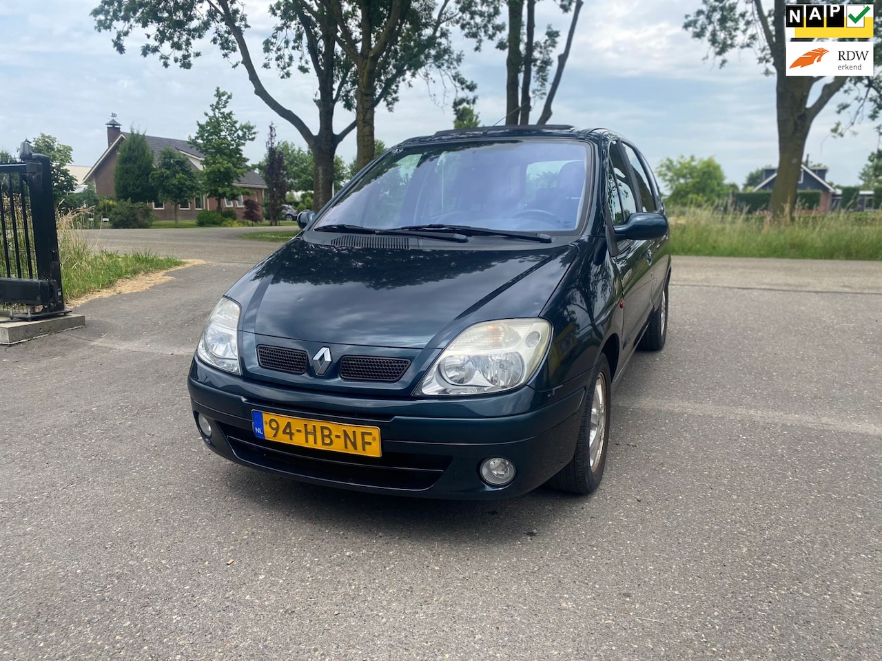 Renault Scénic - 2.0-16V Privilège PANORAMA AIRCO INRUILKOOPJE - AutoWereld.nl