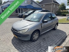 Peugeot 206 - 1.4 X-line
