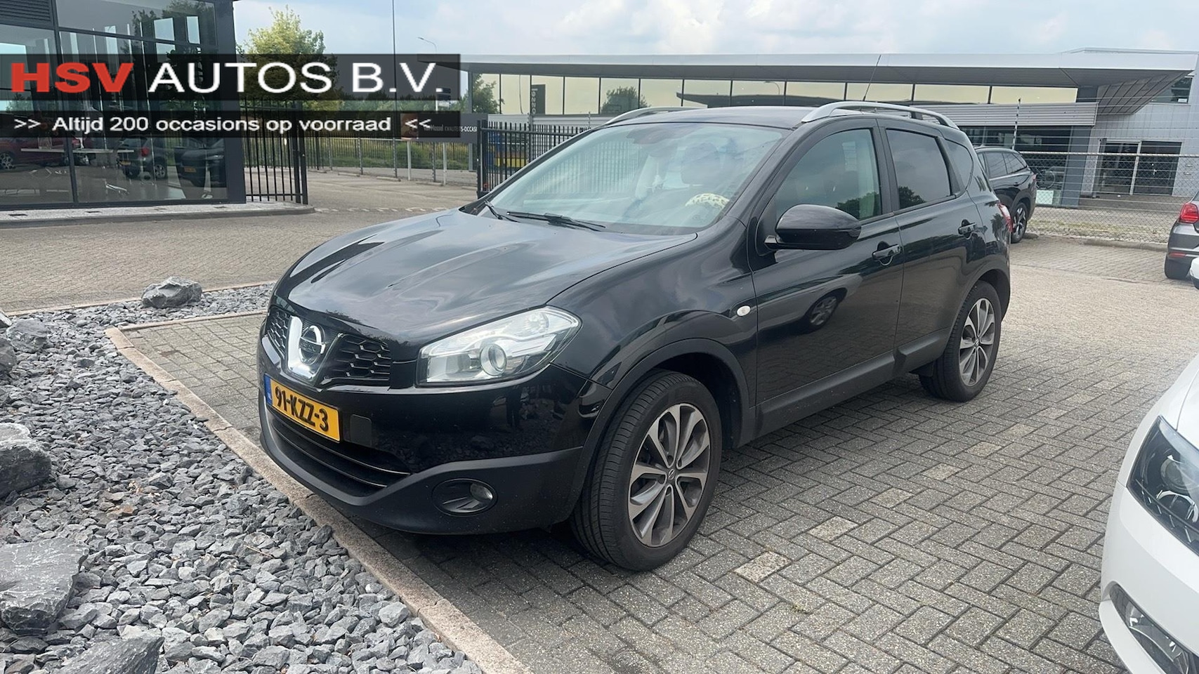 Nissan Qashqai - 1.6 Connect Edition cruise navi airco - AutoWereld.nl