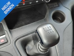 Toyota ProAce City - 1.5 D-4D 130PK LIVE LONG TREKHAAK PARK-SENSOREN APPLE/ANDROID NAVI LAT-OM-LAT CRUISE AIRCO