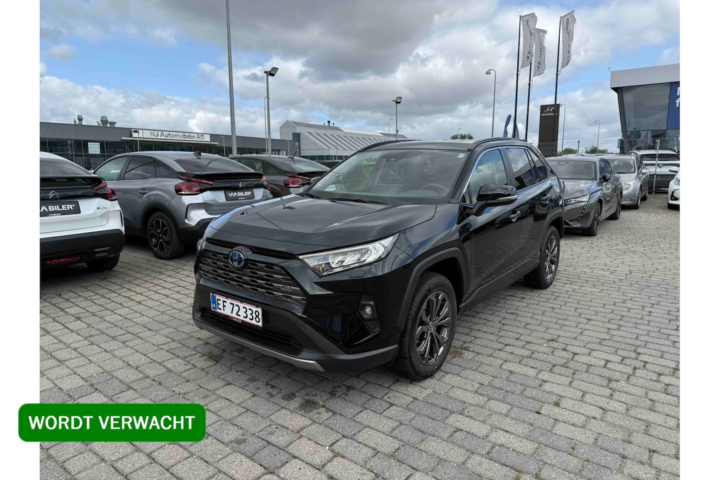 Toyota RAV4 - 2.5 Hybrid AWD Style |Navi|Carplay|PDC V+A|Camera|Elektrische a.klep|Stoel en stuurverwarm - AutoWereld.nl