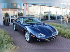 Jaguar XK8 - 4.0 V8 Coupé Very Nice condition Saphire Bleu