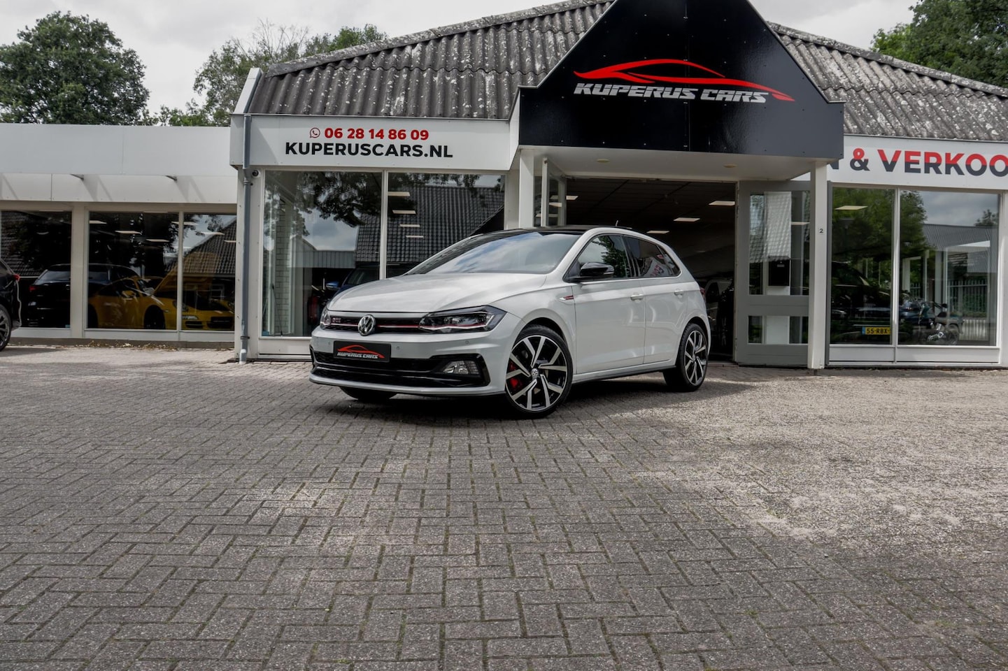 Volkswagen Polo - 2.0 TSI GTI Virtual/Pano/Carplay/Beats/ACC - AutoWereld.nl