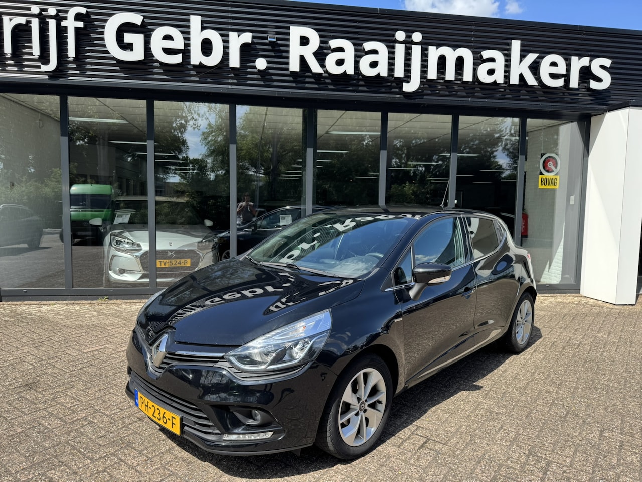 Renault Clio - 0.9 TCe Limited 0.9 TCe Limited - AutoWereld.nl