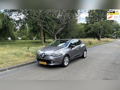 Renault Clio - 0.9 Limited met alle historie