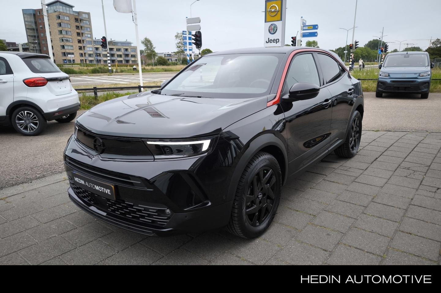 Opel Mokka-e - Level 4 50 kWh | GS-LINE | TREKHAAK | PARKEERSENSOREN V/A & CAMERA | STOEL- & STUURVERWARM - AutoWereld.nl