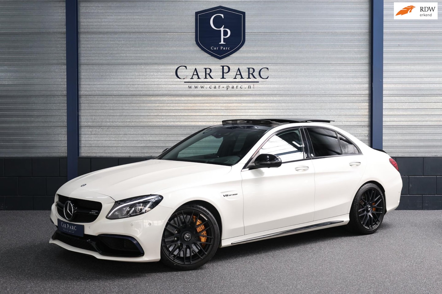 Mercedes-Benz C-klasse - AMG 63 S 510+PK KERAMISCH/KUIPSTOELEN/SFEER/PANO/LEER+S.VERWARMING/19" LMV/360 CAM/ACC/ECC - AutoWereld.nl