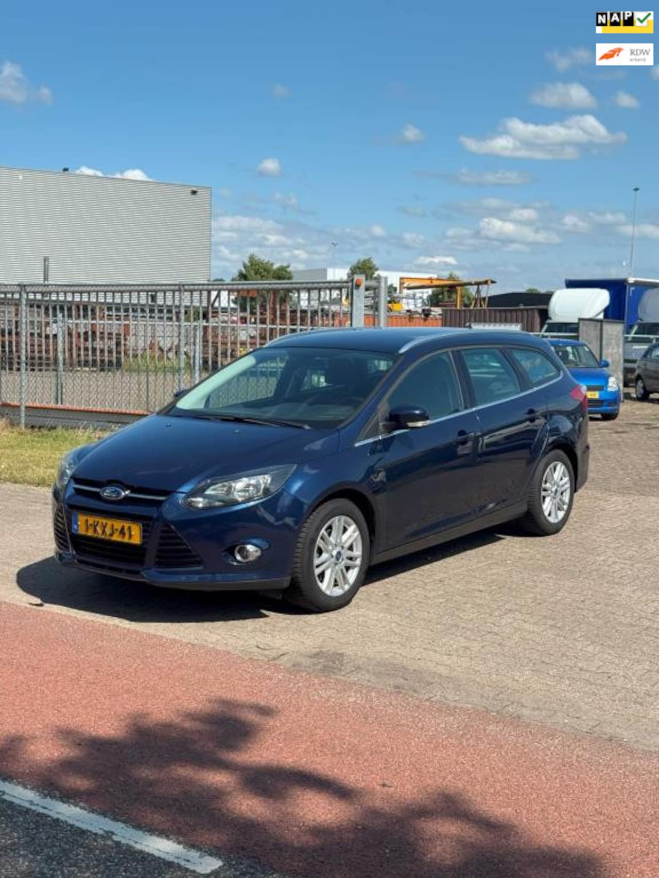 Ford Focus Wagon - 1.0 EcoBoost Titanium 1.0 EcoBoost Titanium - AutoWereld.nl