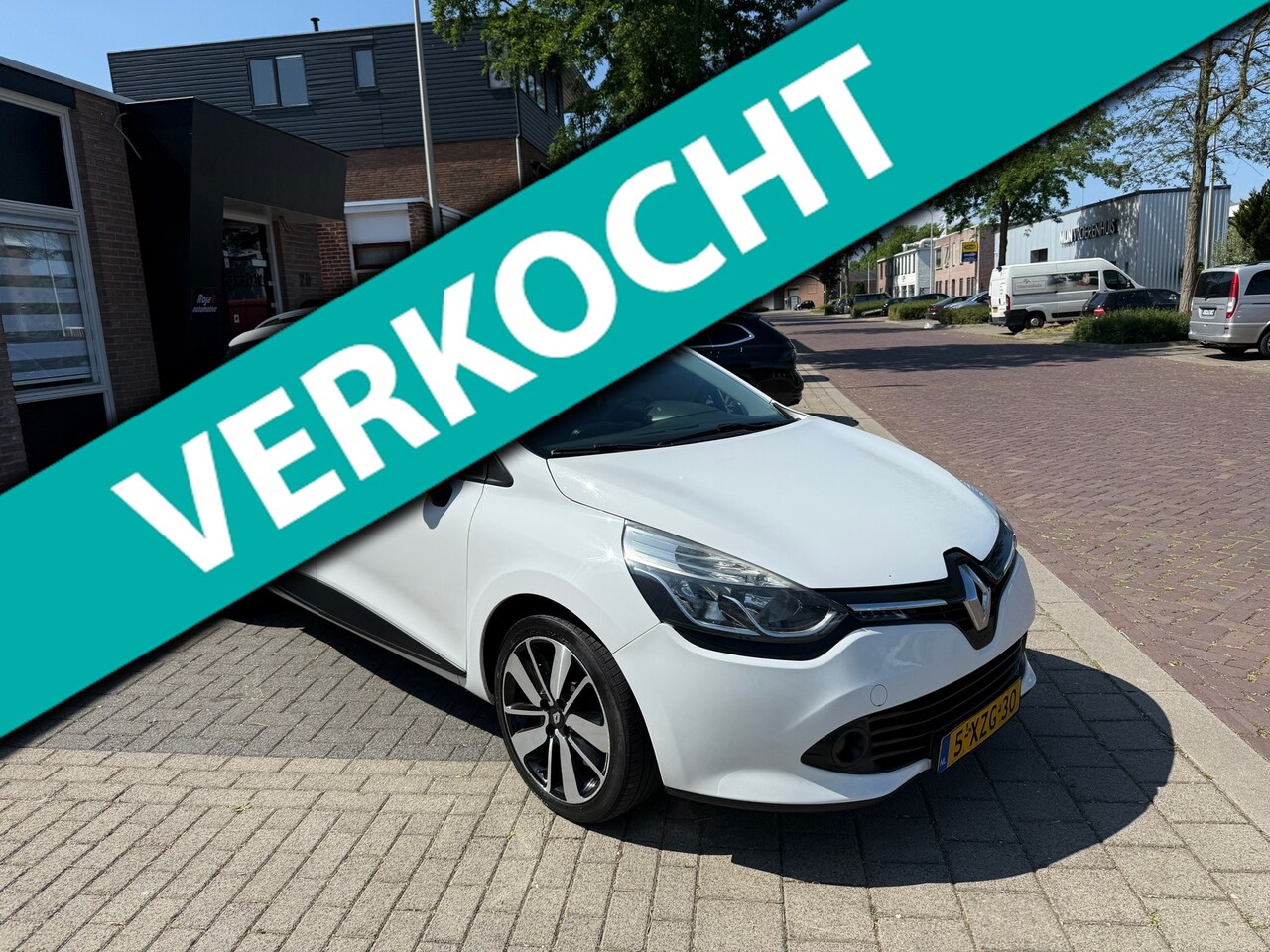 Renault Clio Estate - 1.5 dCi ECO Expression NAVI/AIRCO/CRUISE. - AutoWereld.nl