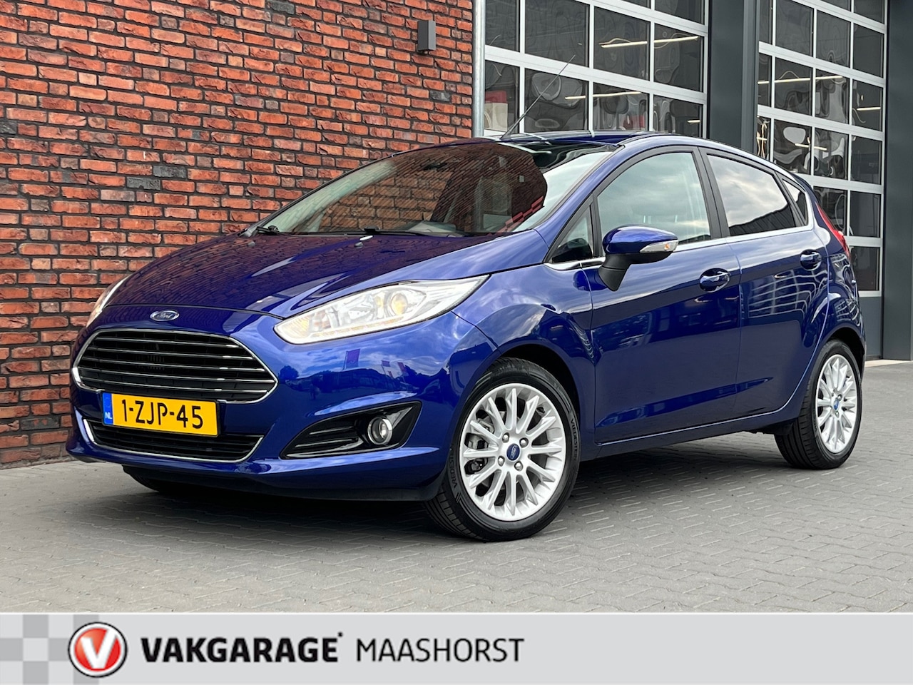 Ford Fiesta - 1.0 EcoBoost Titanium X Distr.riem+Gr.Beurt ParkeerSensoren/LED/KeylessStart/Clima/Airco/C - AutoWereld.nl
