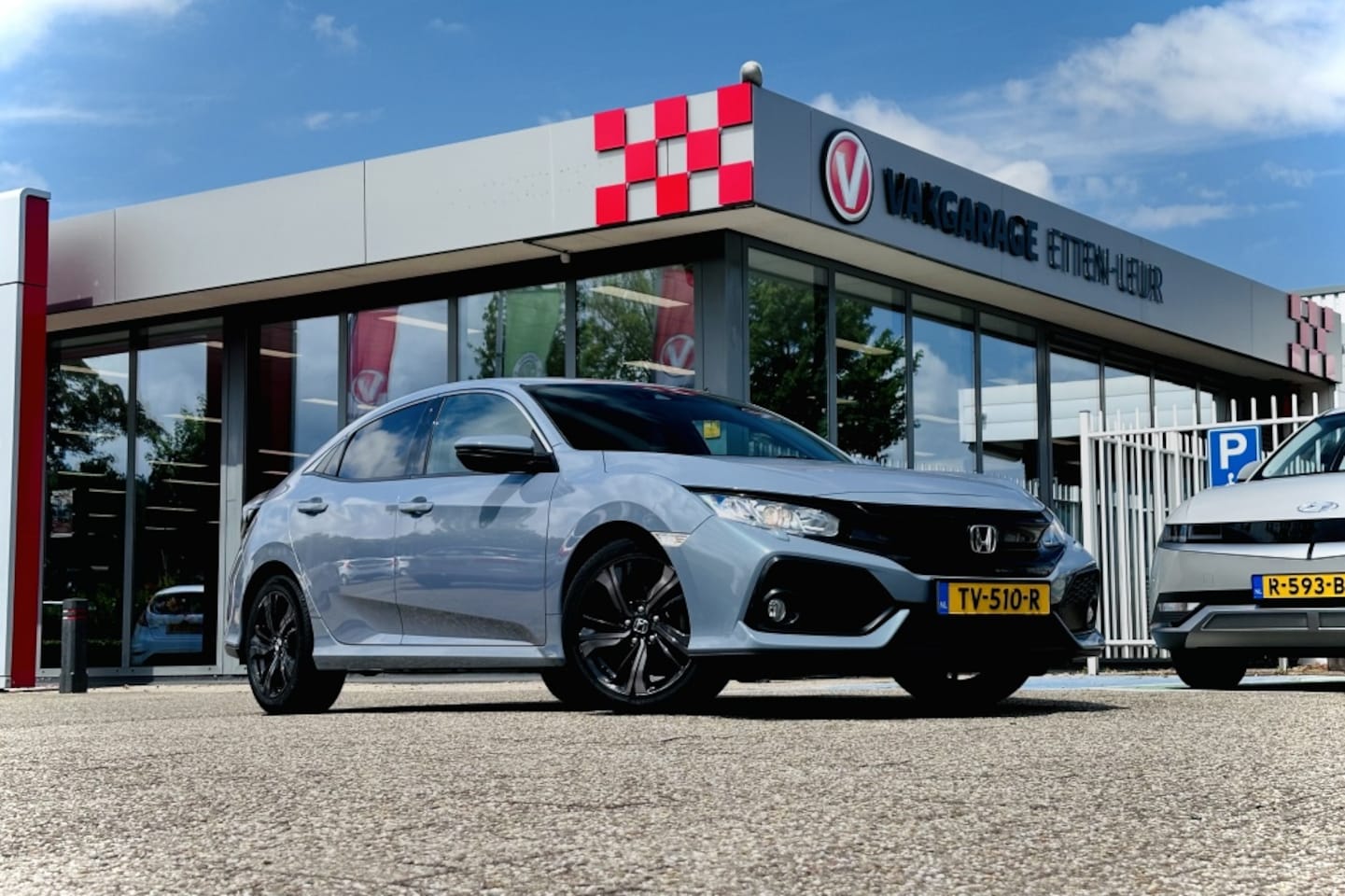 Honda Civic - 1.0 i-VTEC Premium / TREKHAAK / CAMERA - AutoWereld.nl