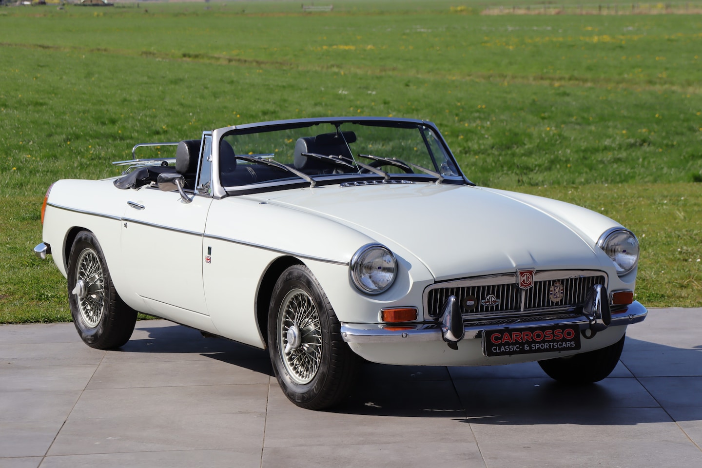 MG B type - Roadster - AutoWereld.nl
