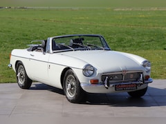MG B type - Roadster
