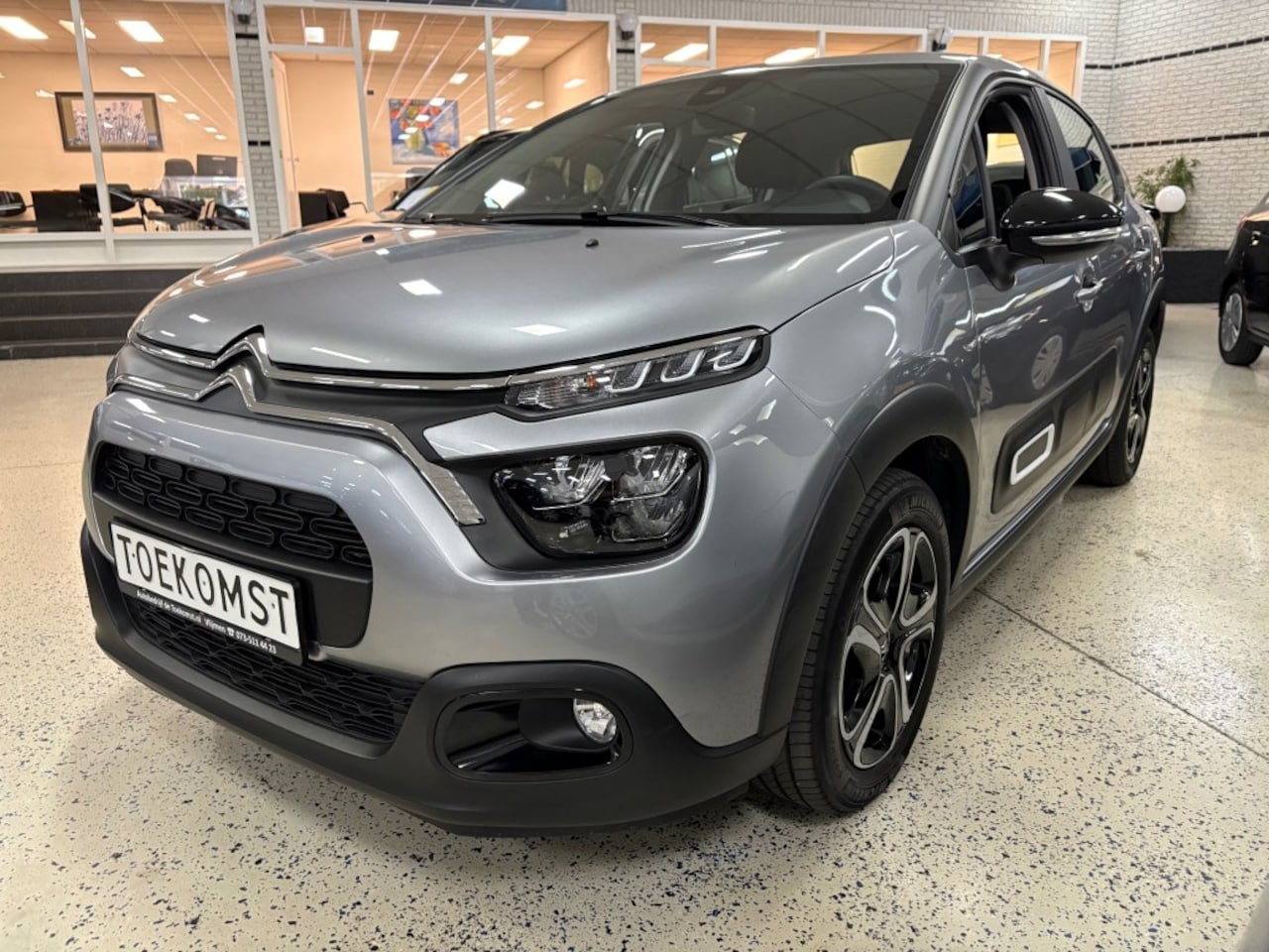 Citroën C3 - 1.2 110pk Navigatie Multimedia USB Airco Parkeer sensor - AutoWereld.nl