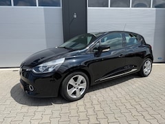 Renault Clio - 0.9 TCE NIGHTenDAY / Navigatie / Cruise control / Historie aanwezig
