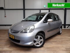 Honda Jazz - 1.3 5drs - airco - trekhaak - nette staat