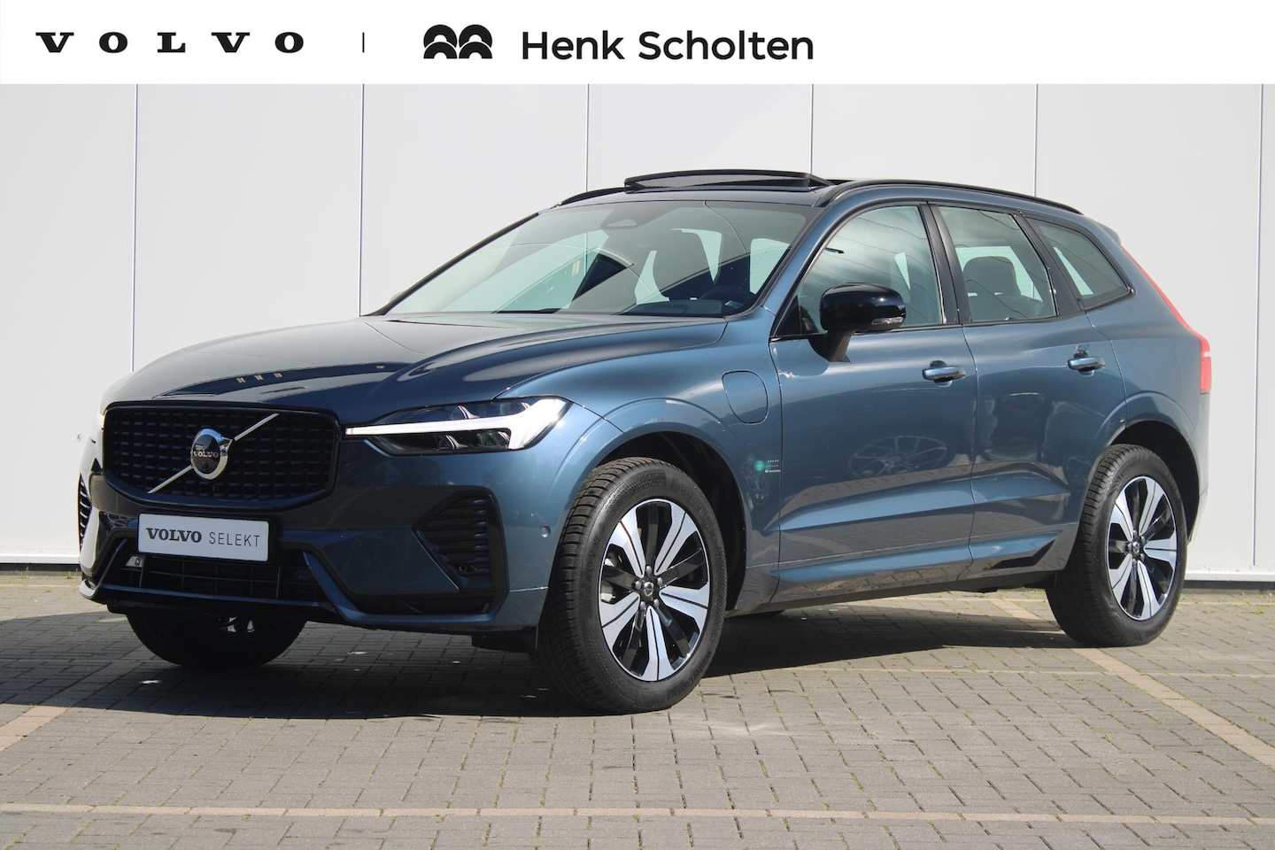 Volvo XC60 - T6 AUT8 350PK Plus Dark, 360 Graden Camera, Dodehoekdetectie Met Correctie, Trekhaak, Adap - AutoWereld.nl