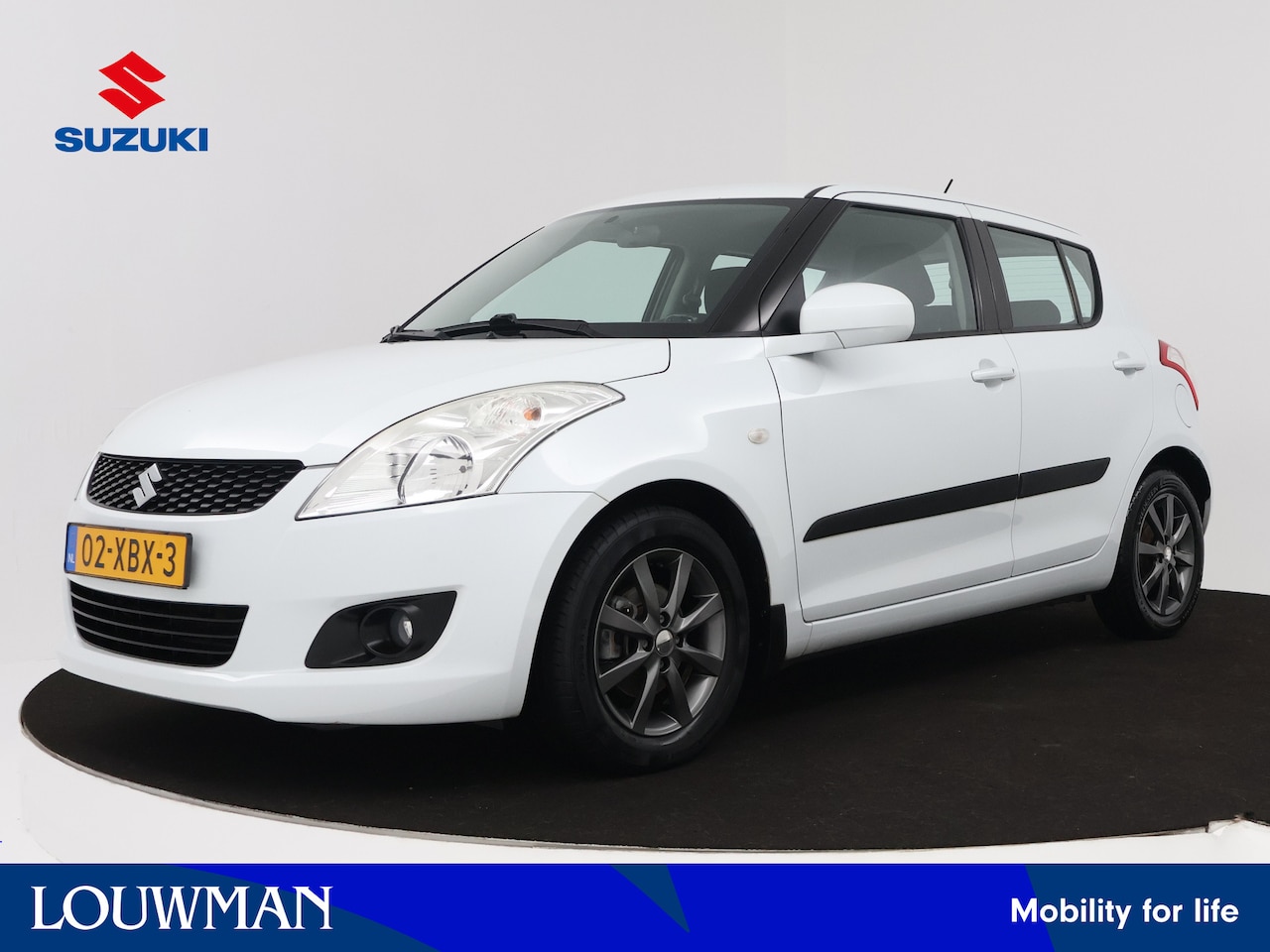 Suzuki Swift - 1.2 Comfort EASSS Airco | Stuurbekrachtiging | Centrale deurvergredeling afstandbediend | - AutoWereld.nl