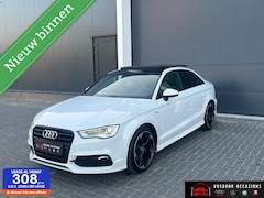 Audi A3 Limousine - 1.4 TFSI S-line/RS-stoelen/pano/keyless/Dodehoek/ Topstaat