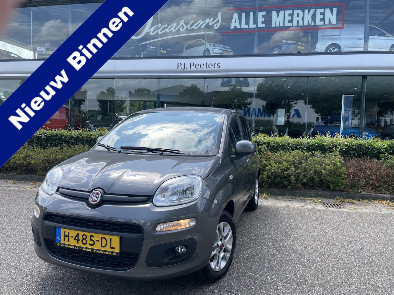 Fiat Panda - 1.2 Lounge Airco - Bluetooth - Spiegels E V+VW - Centrale deurvergr. - E-Ramen voor - LMV - AutoWereld.nl
