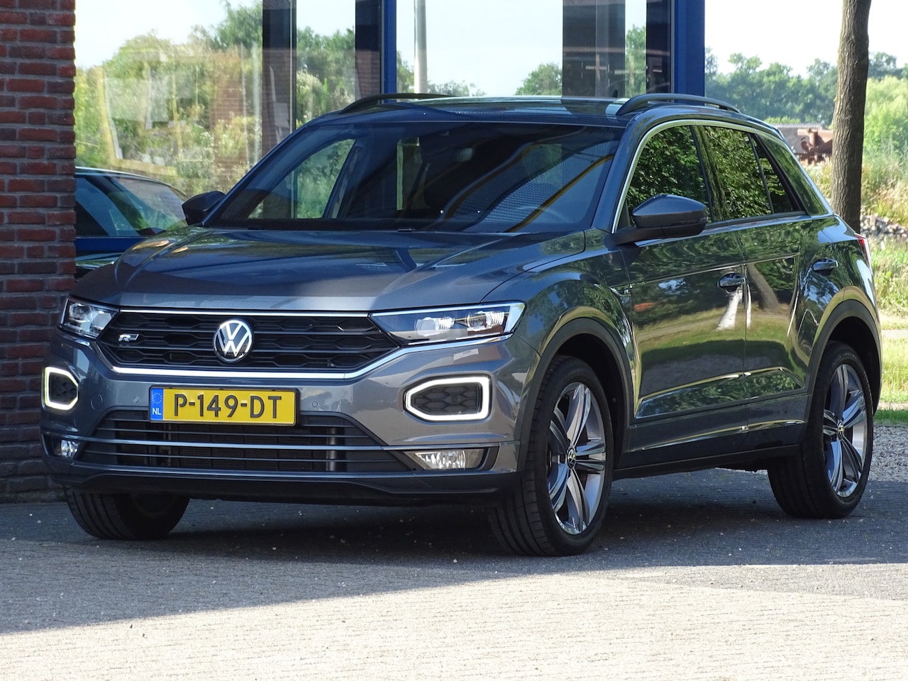 Volkswagen T-Roc - 1.5 TSI Sport Business R 1.5 TSI Sport Business R - AutoWereld.nl