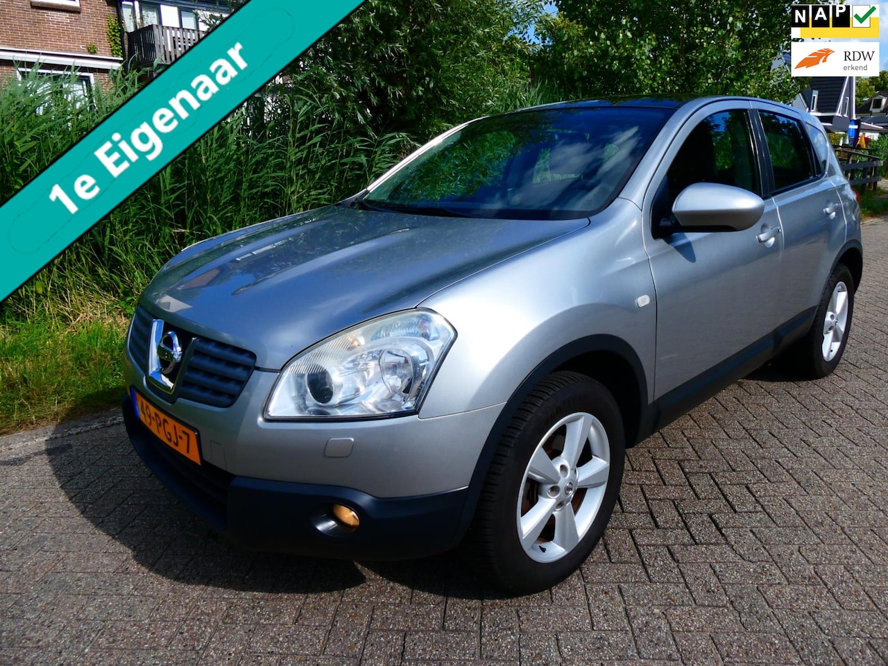 Nissan Qashqai - 1.6 Acenta 1e eigenaar Leder Navi Panorama Camera - AutoWereld.nl